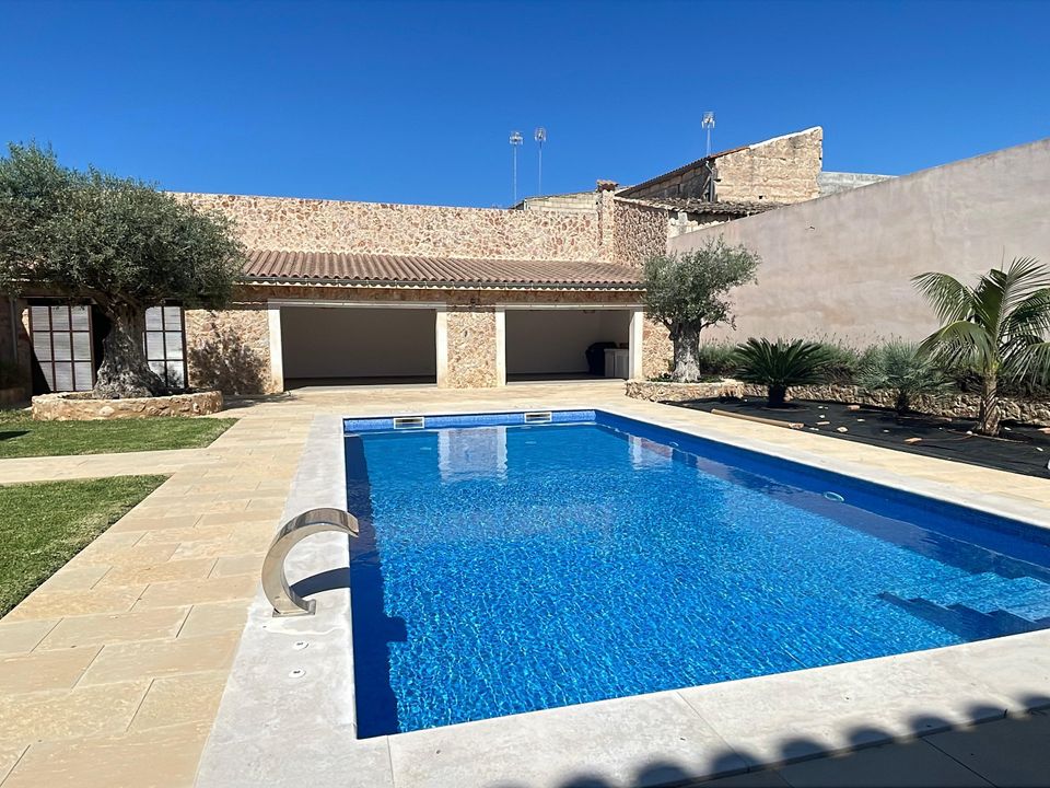 Town house in Sa Pobla, Mallorca - photo 3