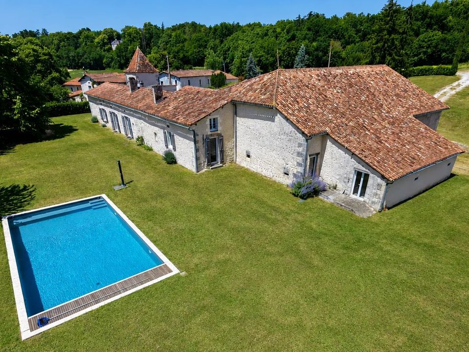 Villa i Verteillac, Dordogne - foto 1