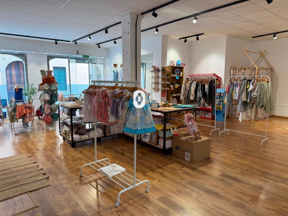 L'establiment comercial a Algaida, Mallorca - foto 2