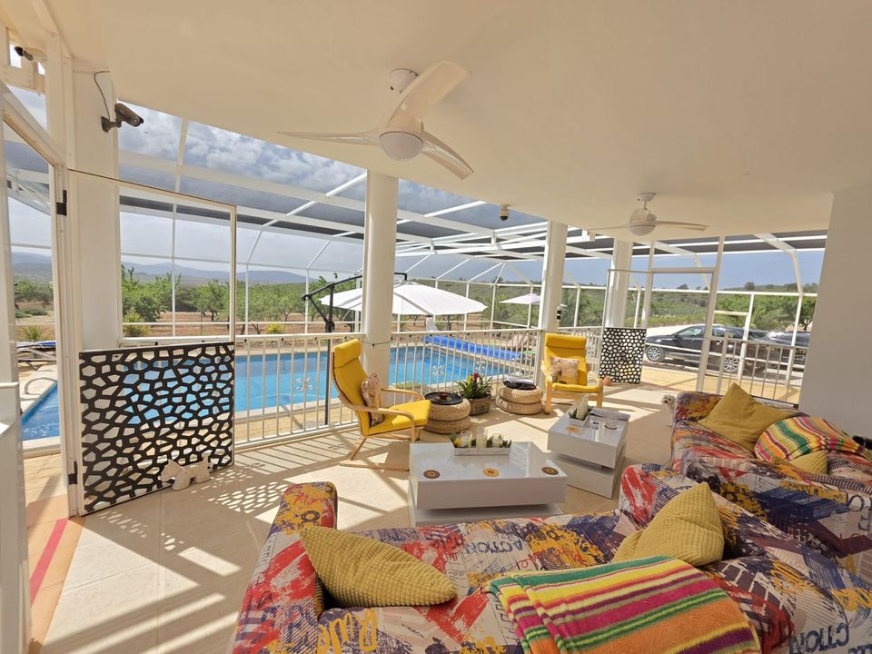 Villa i Pinoso, Alicante - foto 1