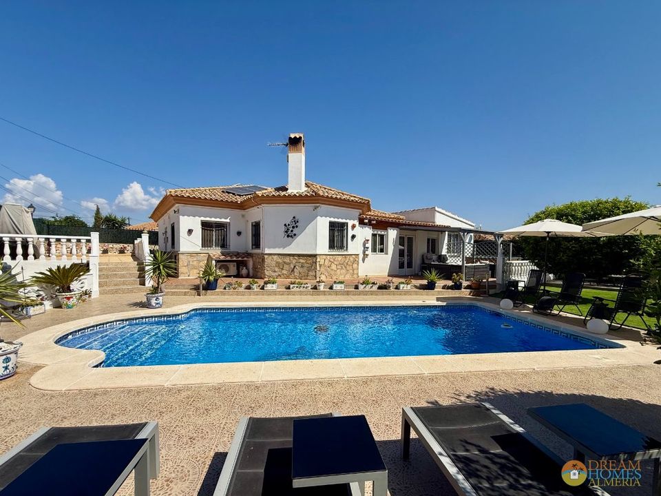 Villa i Arboleas, Almeria - foto 1