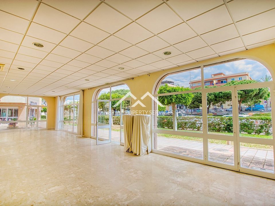 Erhvervsejendom i Torrox Costa, Malaga - foto 2