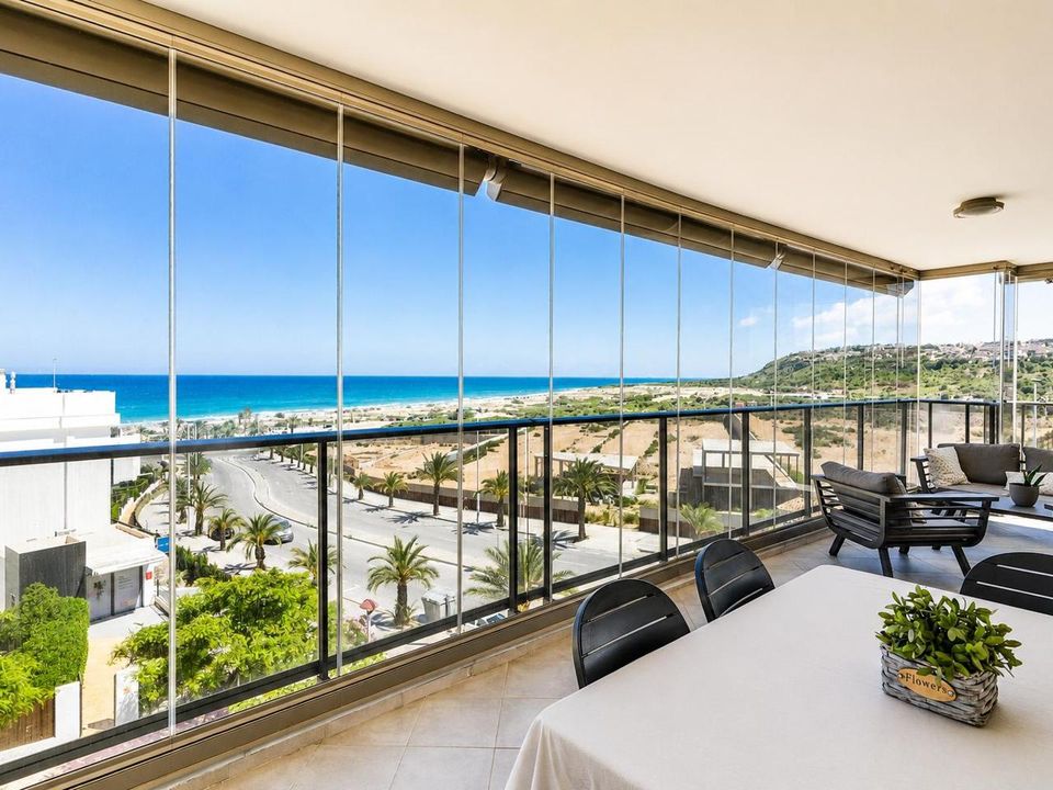 Lejlighed i Los Arenales Del Sol, Alicante - foto 1
