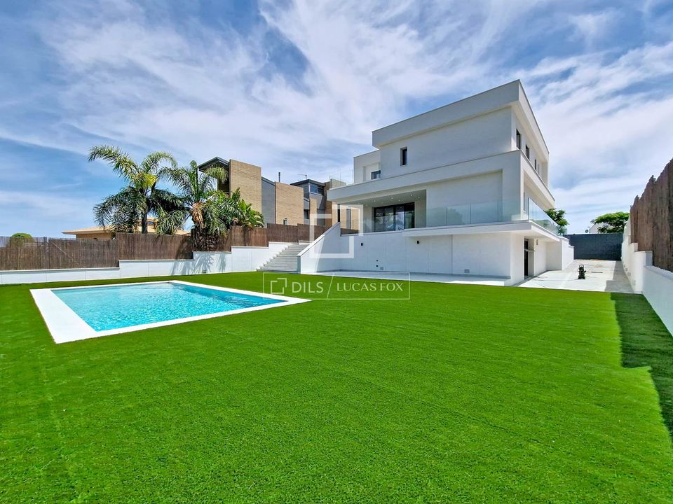 Villa i Vilanova I La Geltru, Barcelona - foto 1