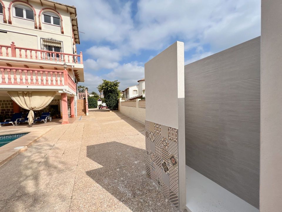 Villa in Calpe, Alicante - photo 4