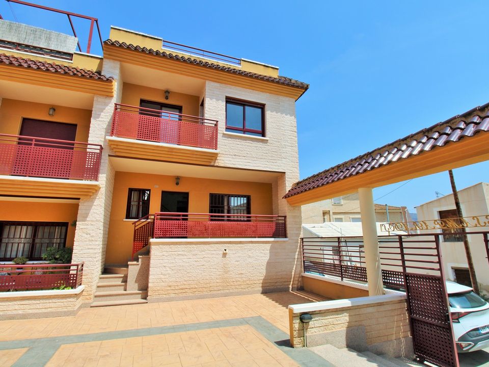Byhus i Los Desamparados, Alicante - foto 1