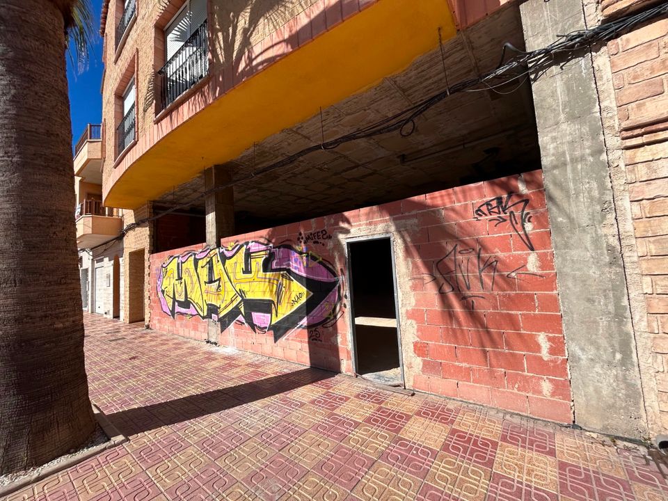Erhvervsejendom i Jacarilla, Alicante - foto 1