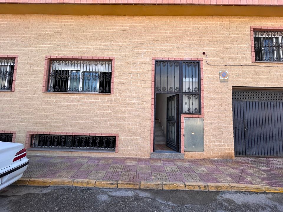 Erhvervsejendom i Jacarilla, Alicante - foto 2
