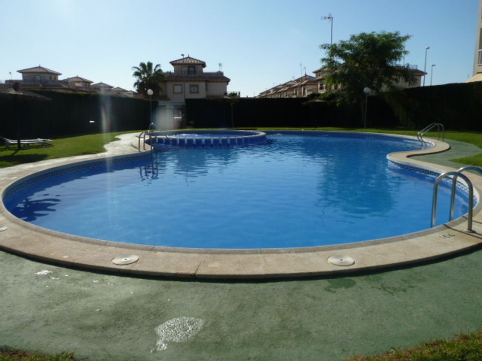 Lejlighed i Cabo Roig, Alicante - foto 2