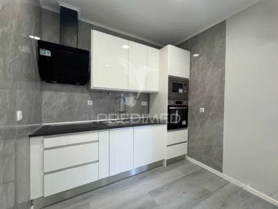 Lejlighed i Amadora, Lisbon - foto 4