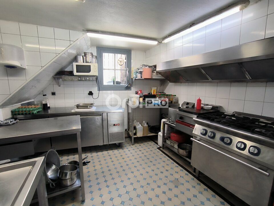 Propiedad comercial en Malemort-sur-Corrèze, Correze - foto 2