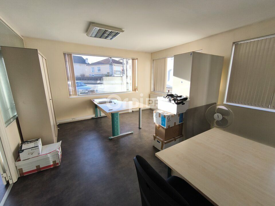 L'establiment comercial a Brive-la-Gaillarde, Correze - foto 3