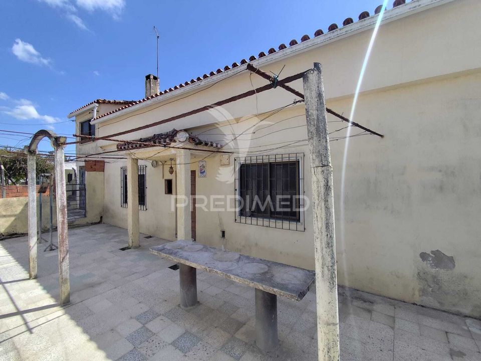 Byhus i Almada, Setubal - foto 2