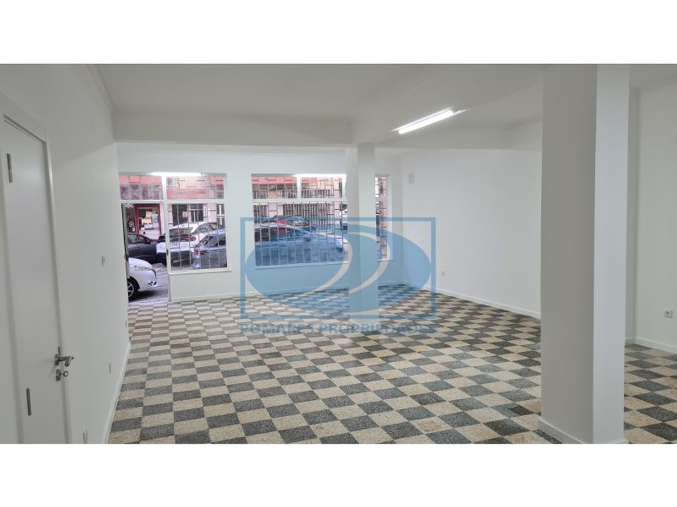 L'establiment comercial a Barreiro, Setubal - foto 2
