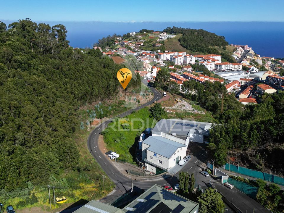 Helårsgrund i Santa Cruz, Madeira - foto 1