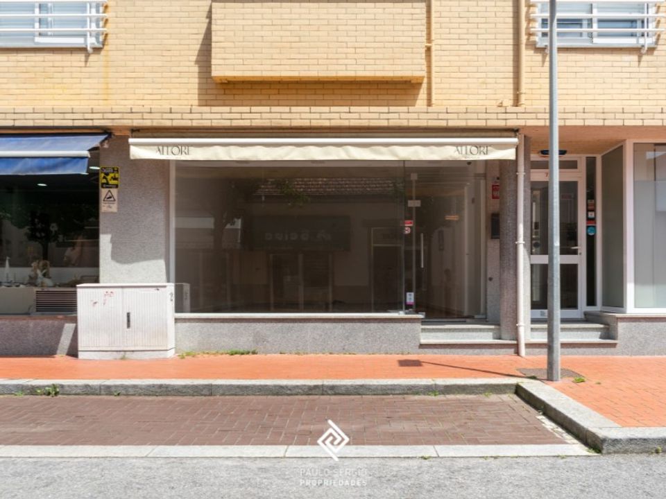 L'establiment comercial a Espinho, Aveiro - foto 1
