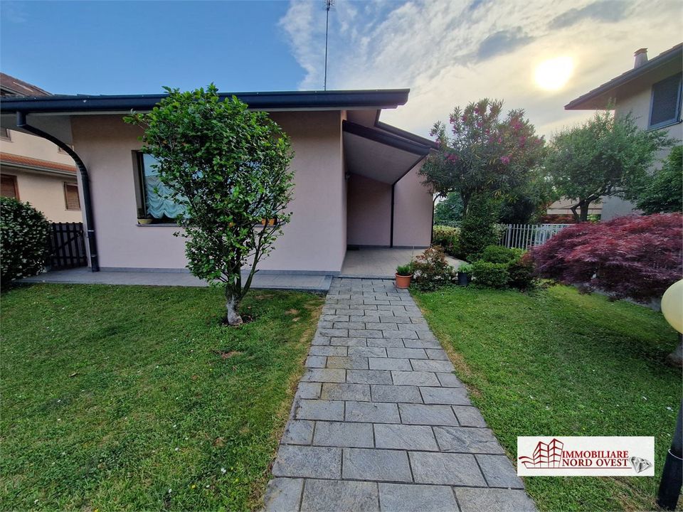 Villa i Cornaredo, Milan - bilde 1
