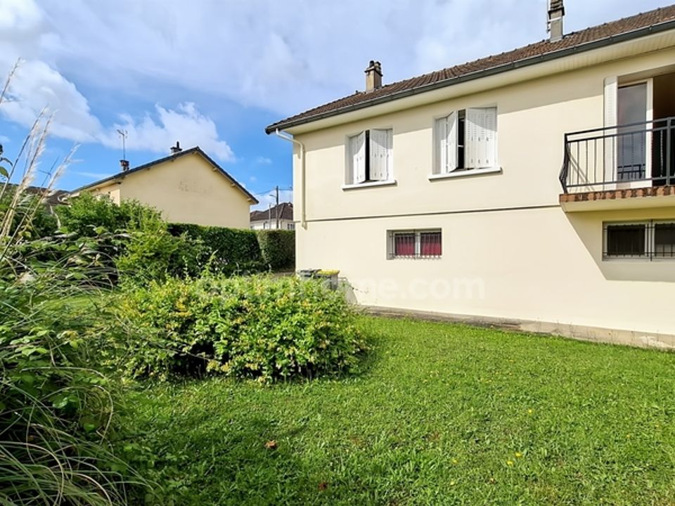 Villa en Bellerive-sur-Allier, Allier - foto 2