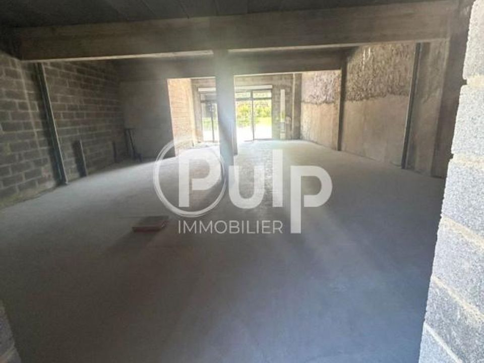 Commercial property in Méricourt, Pas-de-Calais - photo 2