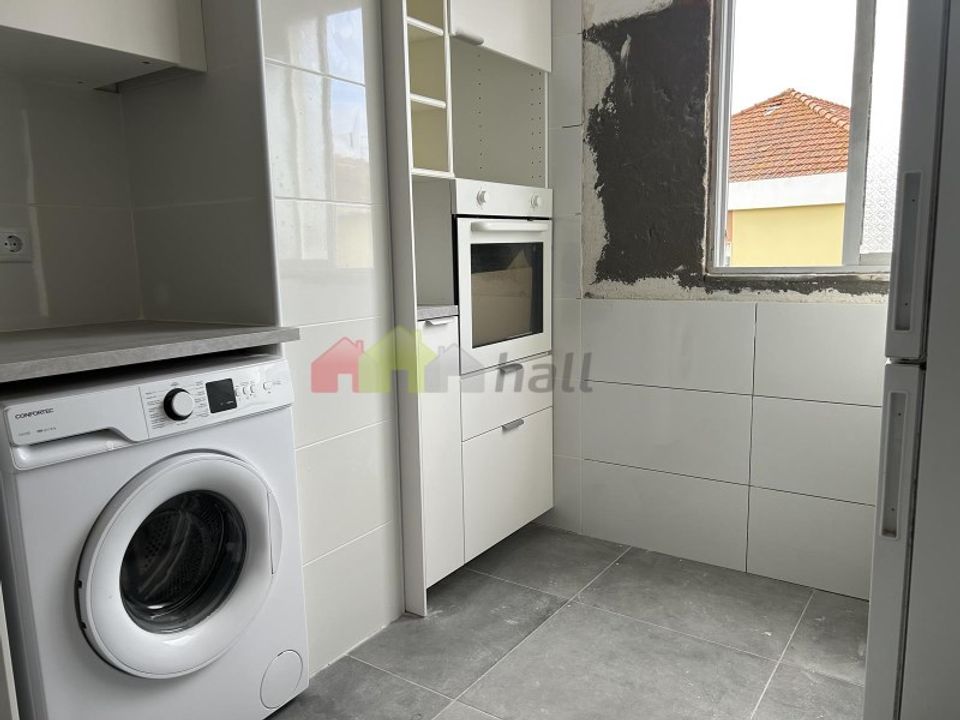 Lejlighed i Baixa da Banheira, Setubal - foto 1