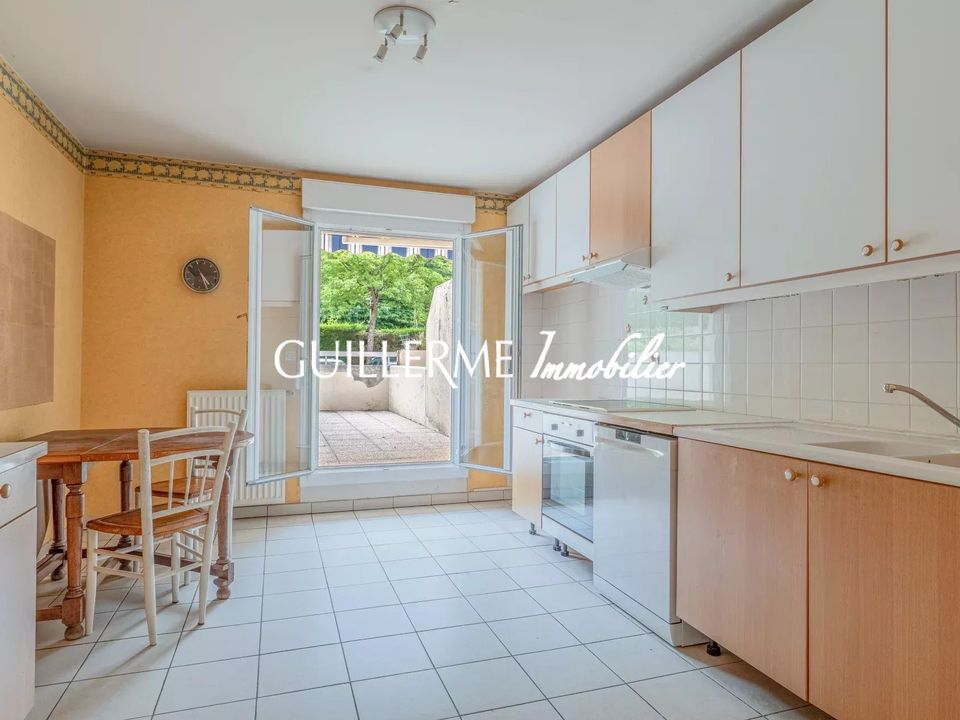 Lejlighed i Charbonnières-les-Bains, Rhone - foto 4