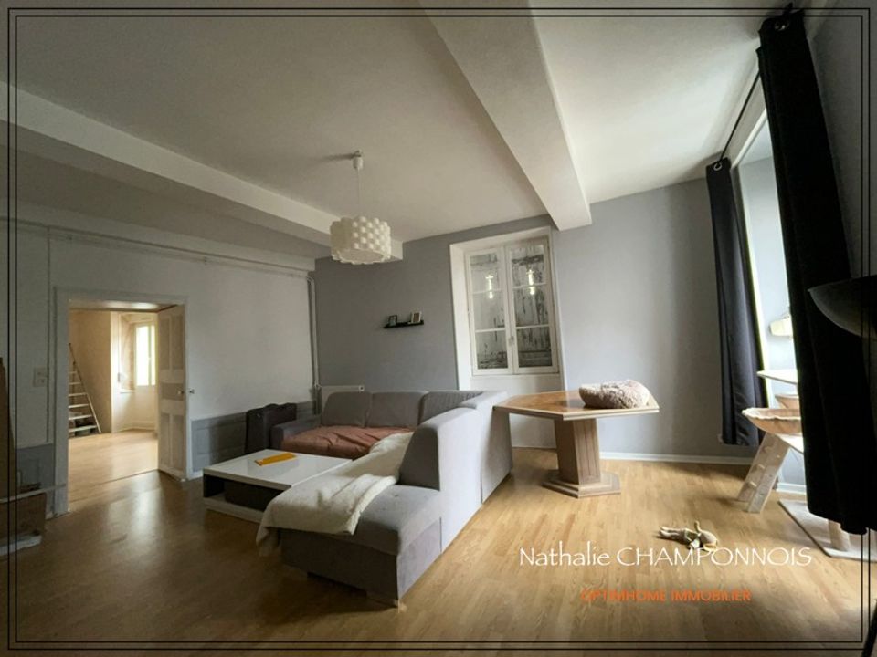 Apartment in Gray, Haute-Saone - photo 1