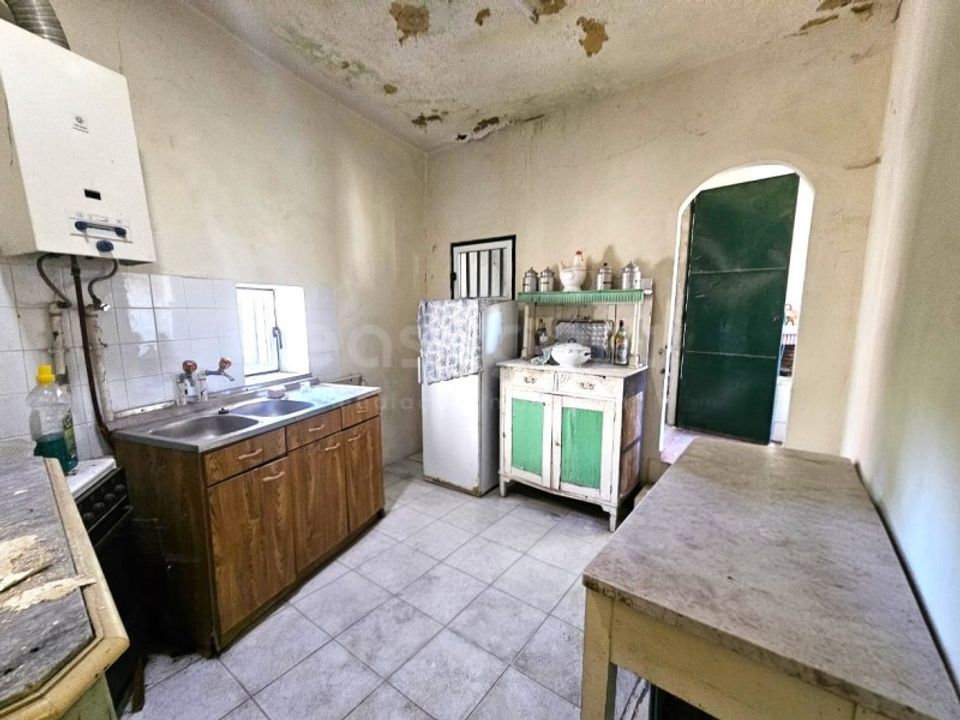 Casa adossada a Moimenta de Maceira Dao e Lobelhe do Mato, Viseu - foto 2