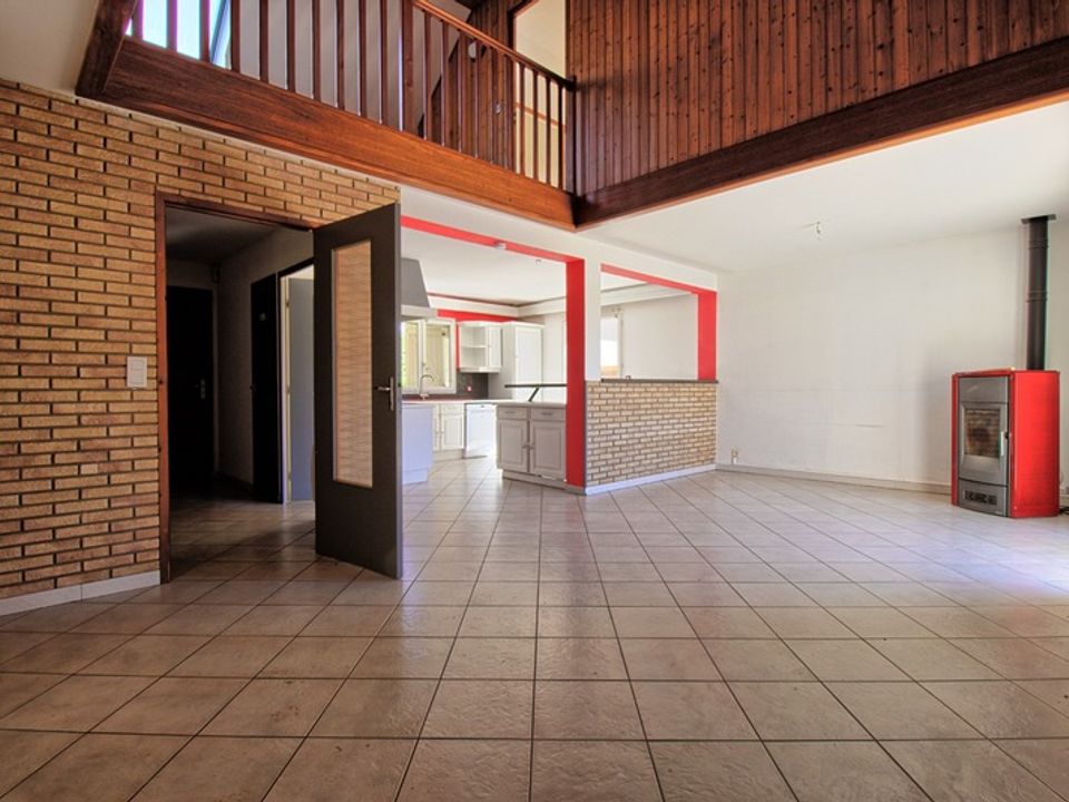 Casa de poble a Molay, Jura - foto 5