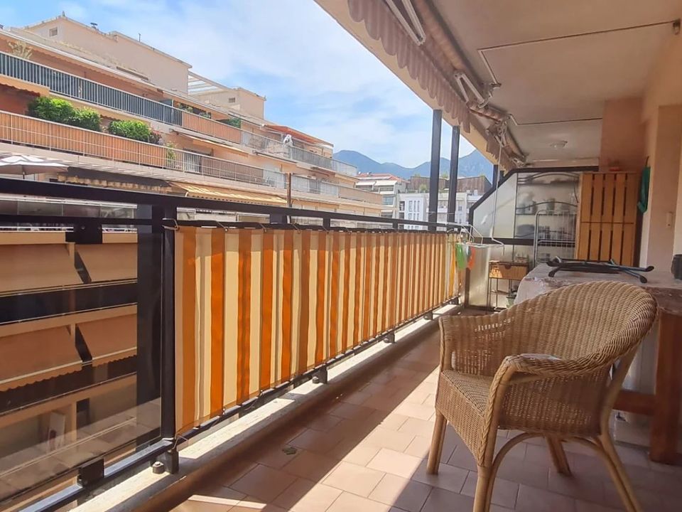 Lejlighed i Menton, Alpes-Maritimes - foto 1
