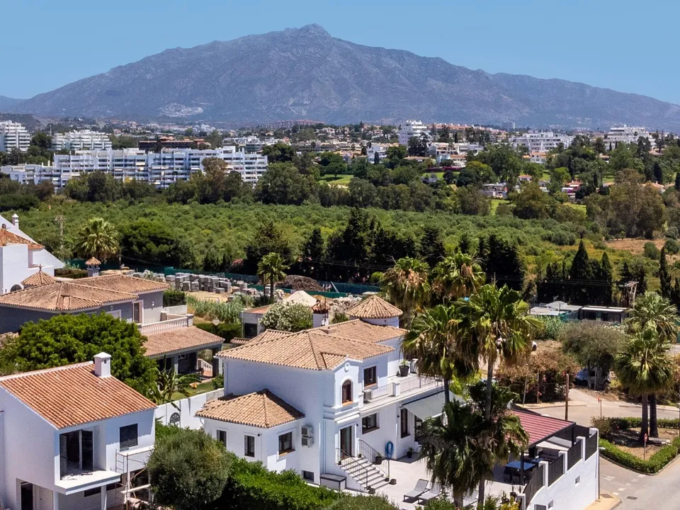 Villa i Estepona, Malaga - foto 1