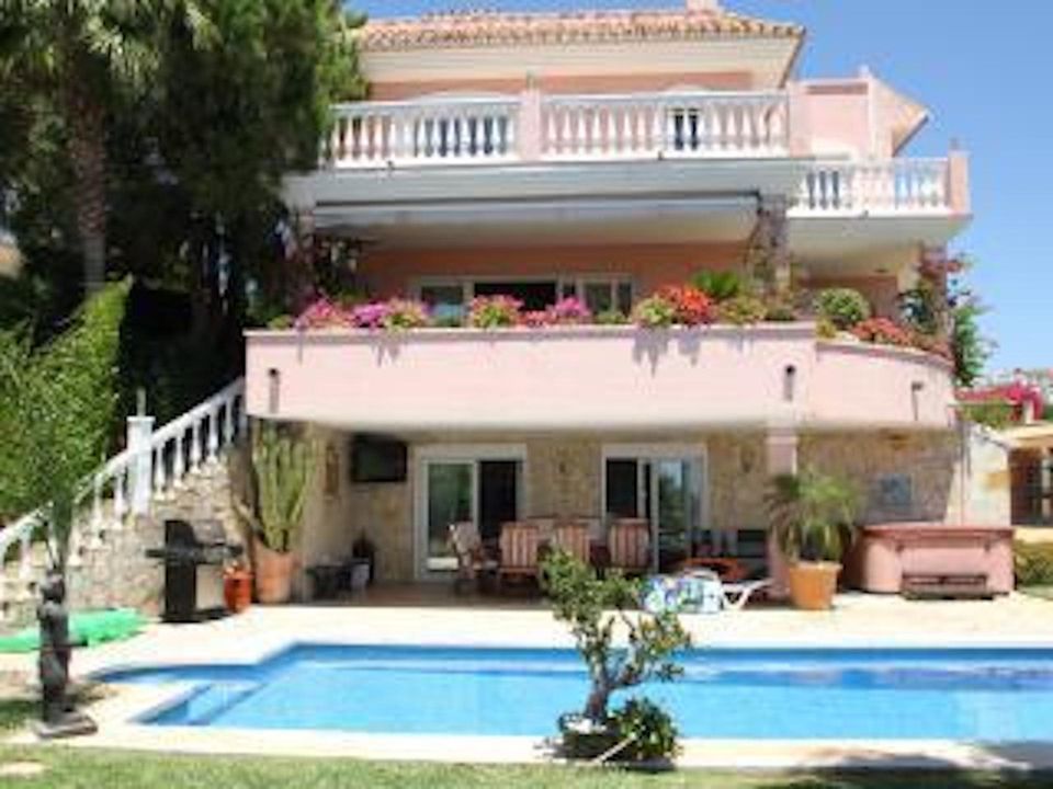 Villa i Calahonda, Malaga - foto 1
