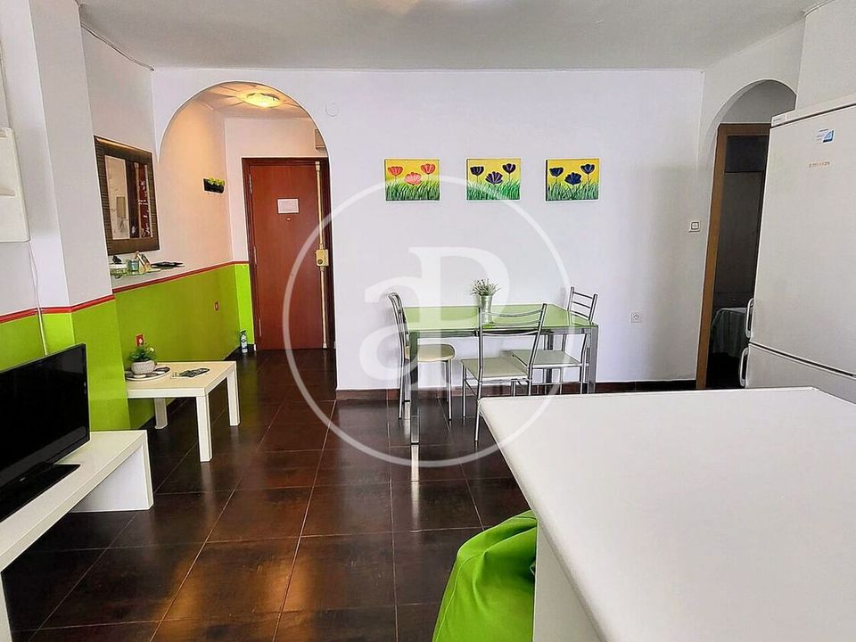 Apartment in Valencia, Valencia - photo 3