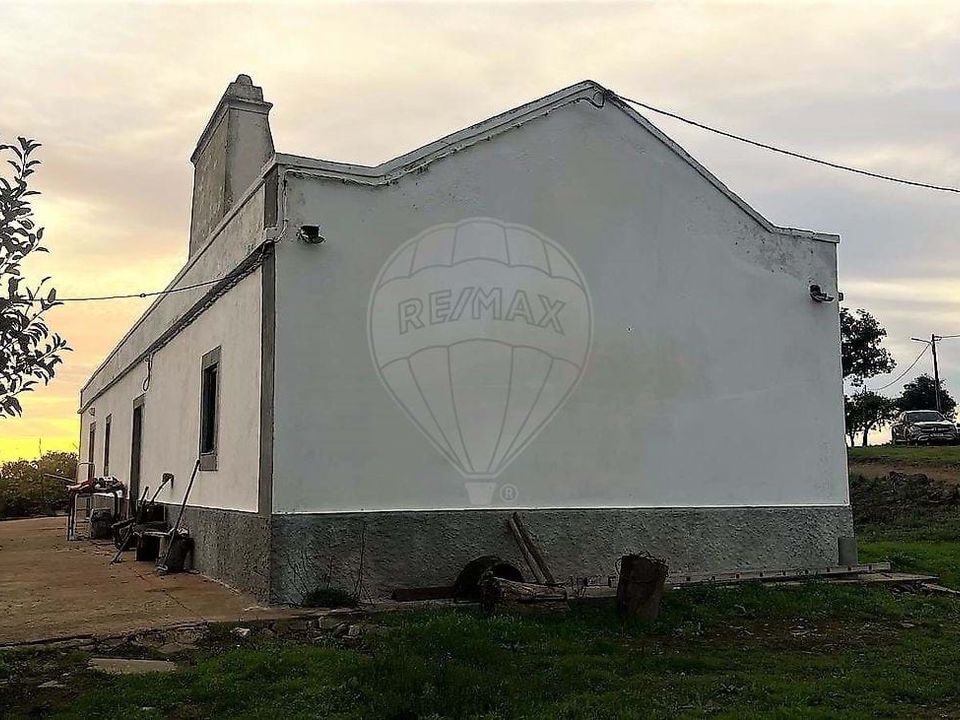 Gårdshus i Santiago do Cacem, Setubal - bilde 1