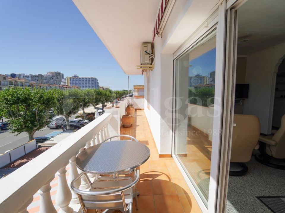 Lejlighed i Empuriabrava, Gerona - foto 4