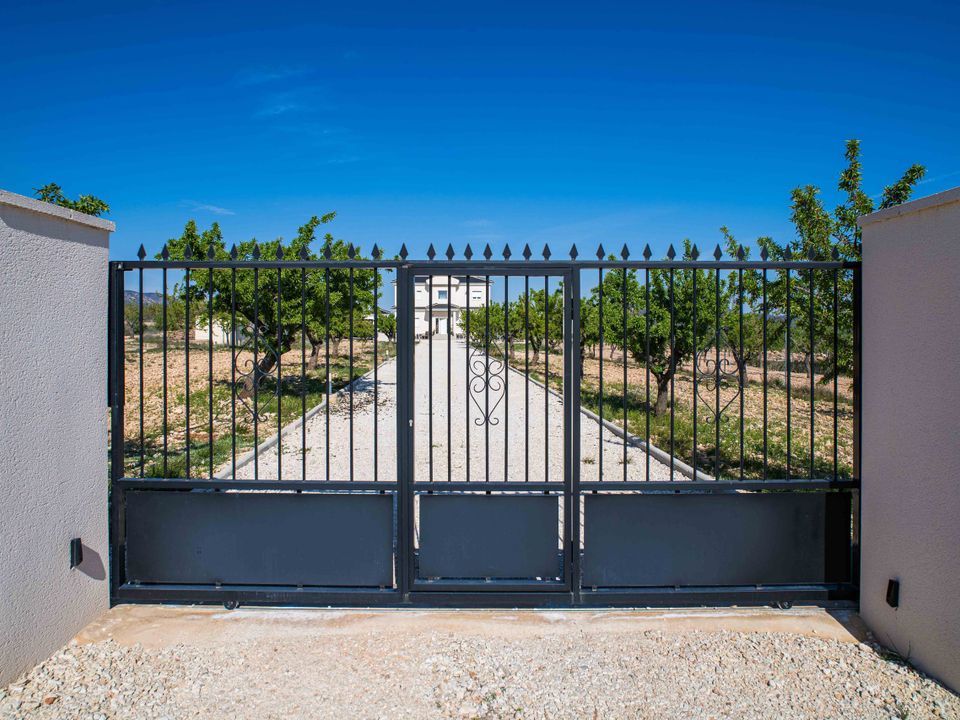 Villa en Lel, Alicante - foto 3