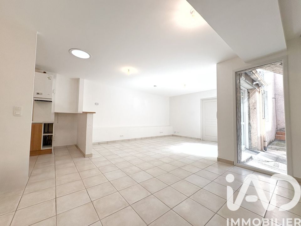 Apartamento en Salaise-sur-Sanne, Isere - foto 1