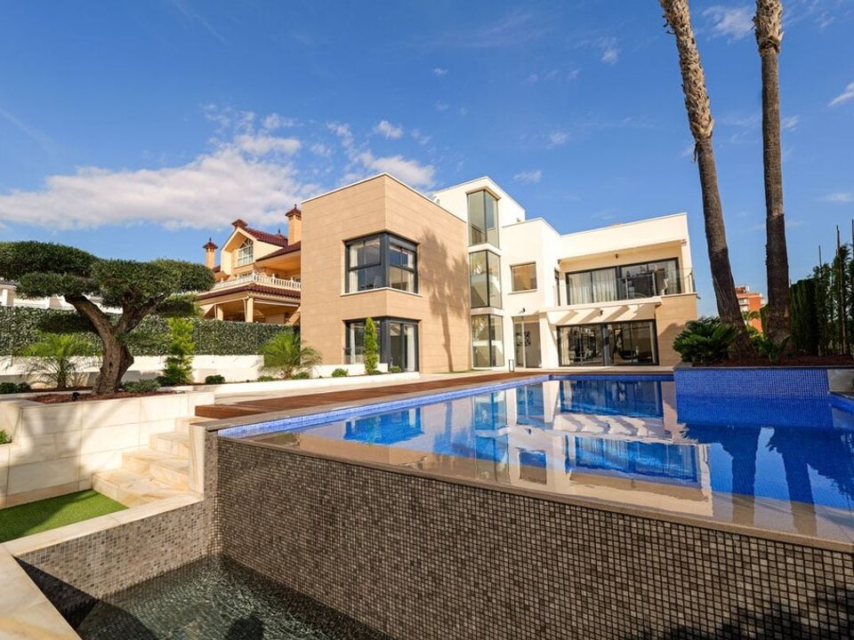 Villa i Torrevieja, Alicante - foto 1