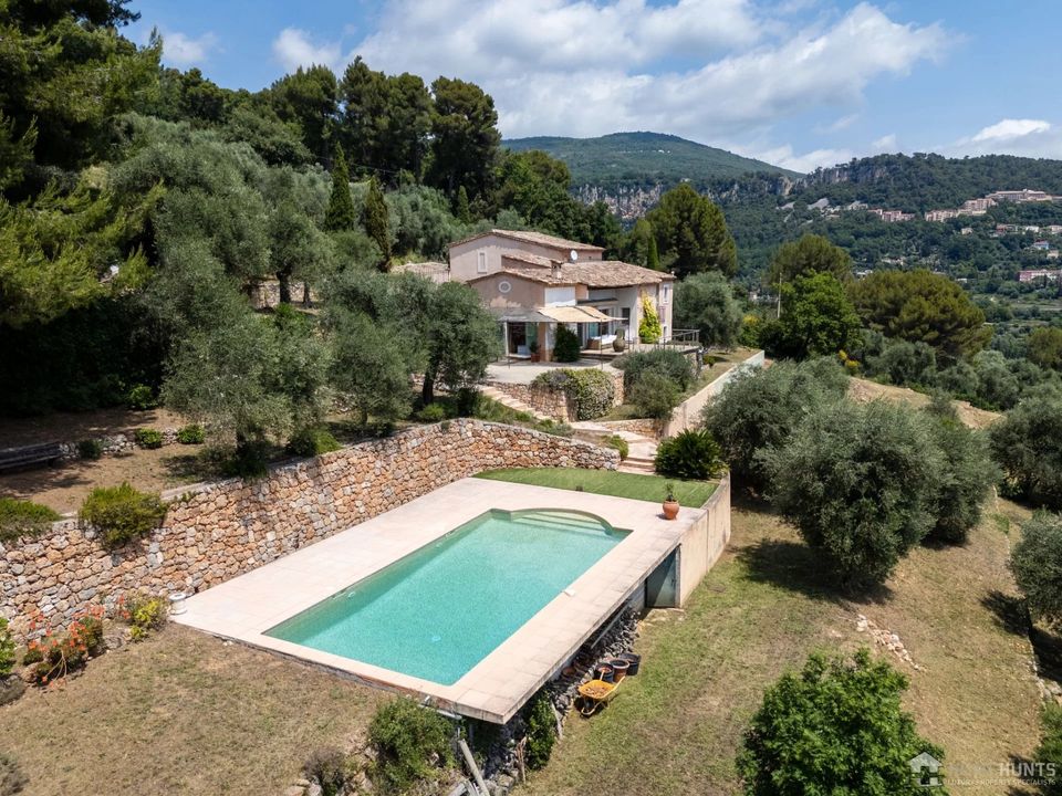 Villa i Grasse, Alpes-Maritimes - foto 1