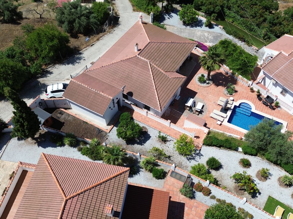 Villa en Canillas De Albaida, Malaga - foto 3