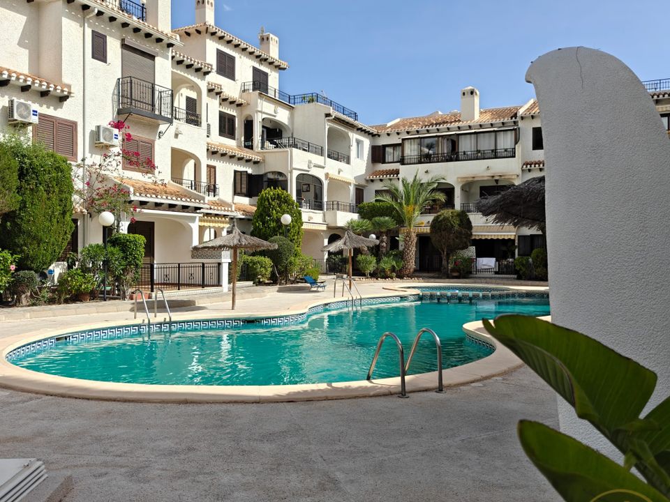 Lejlighed i Orihuela Costa, Alicante - foto 1