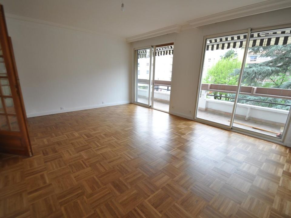 Lejlighed i Villeurbanne, Rhone - foto 1