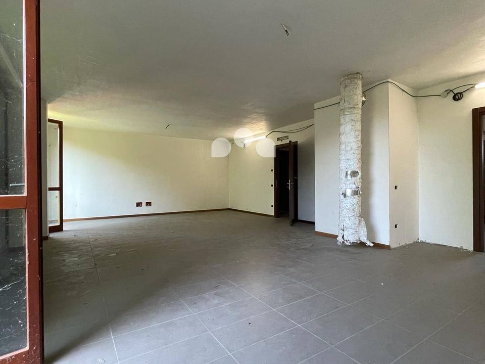 Erhvervsejendom i San Giuliano Milanese, Milan - foto 3