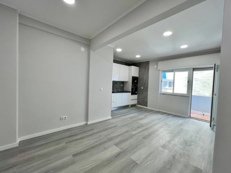 Lejlighed i Amadora, Lisbon - foto 4