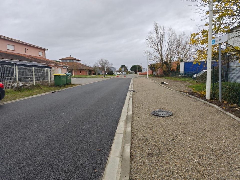 Erhvervsejendom i Grenade, Haute-Garonne - foto 4