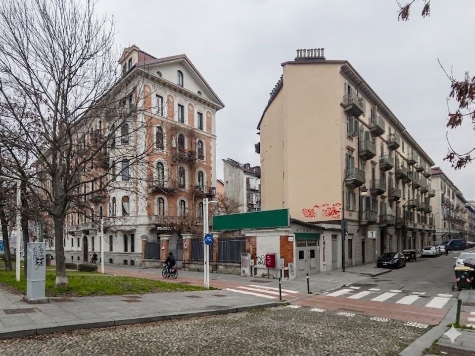 Erhvervsejendom i Torino, Turin - foto 1