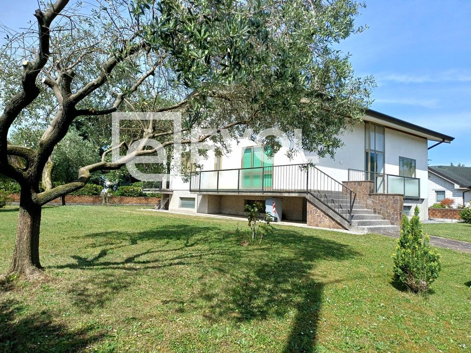 Villa en Udine, Udine - foto 1