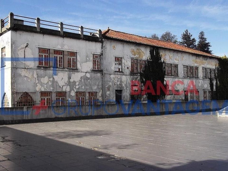 Erhvervsejendom i Nelas, Viseu - foto 2