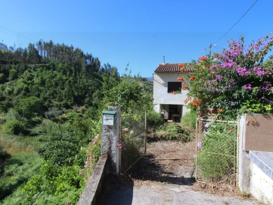 Haus in Vila Cova de Alva e Anseriz, Coimbra - Foto 1