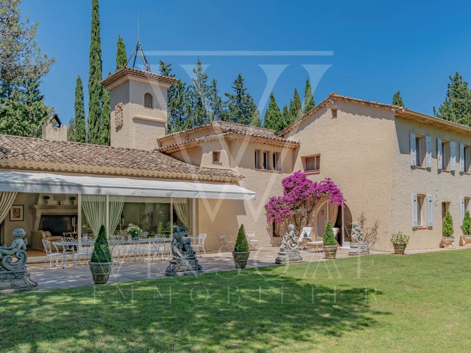 Villa i Auribeau-sur-Siagne, Alpes-Maritimes - foto 1