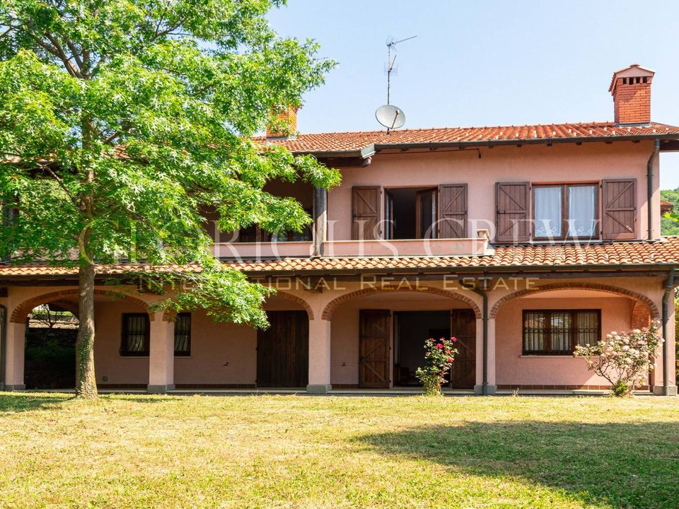 Villa i Proserpio, Como - bilde 1